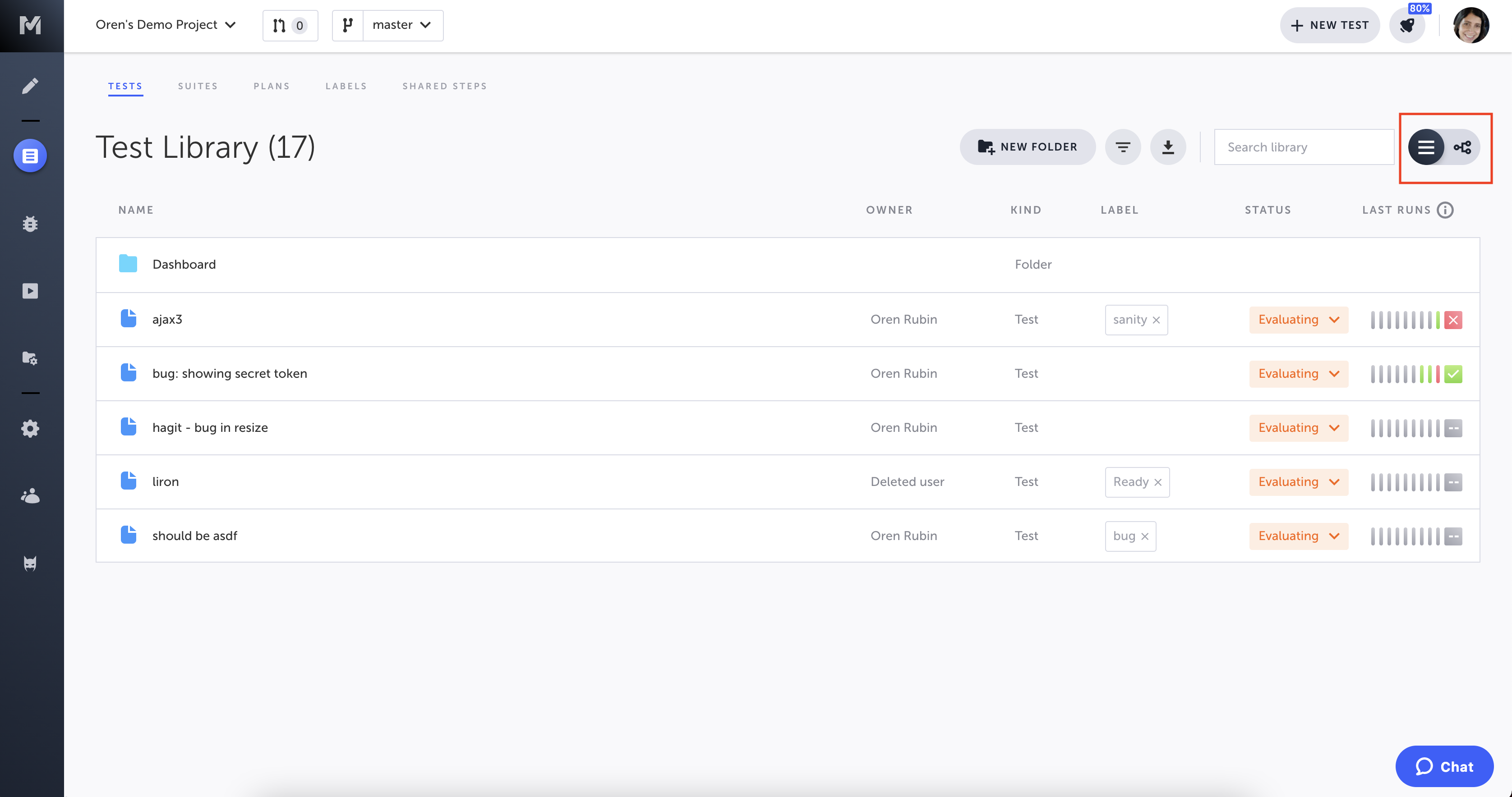 Test Flow View へのアクセス方法を示す画面。Test List から Tests を選択し、右上隅のグラフビューアイコンをクリック